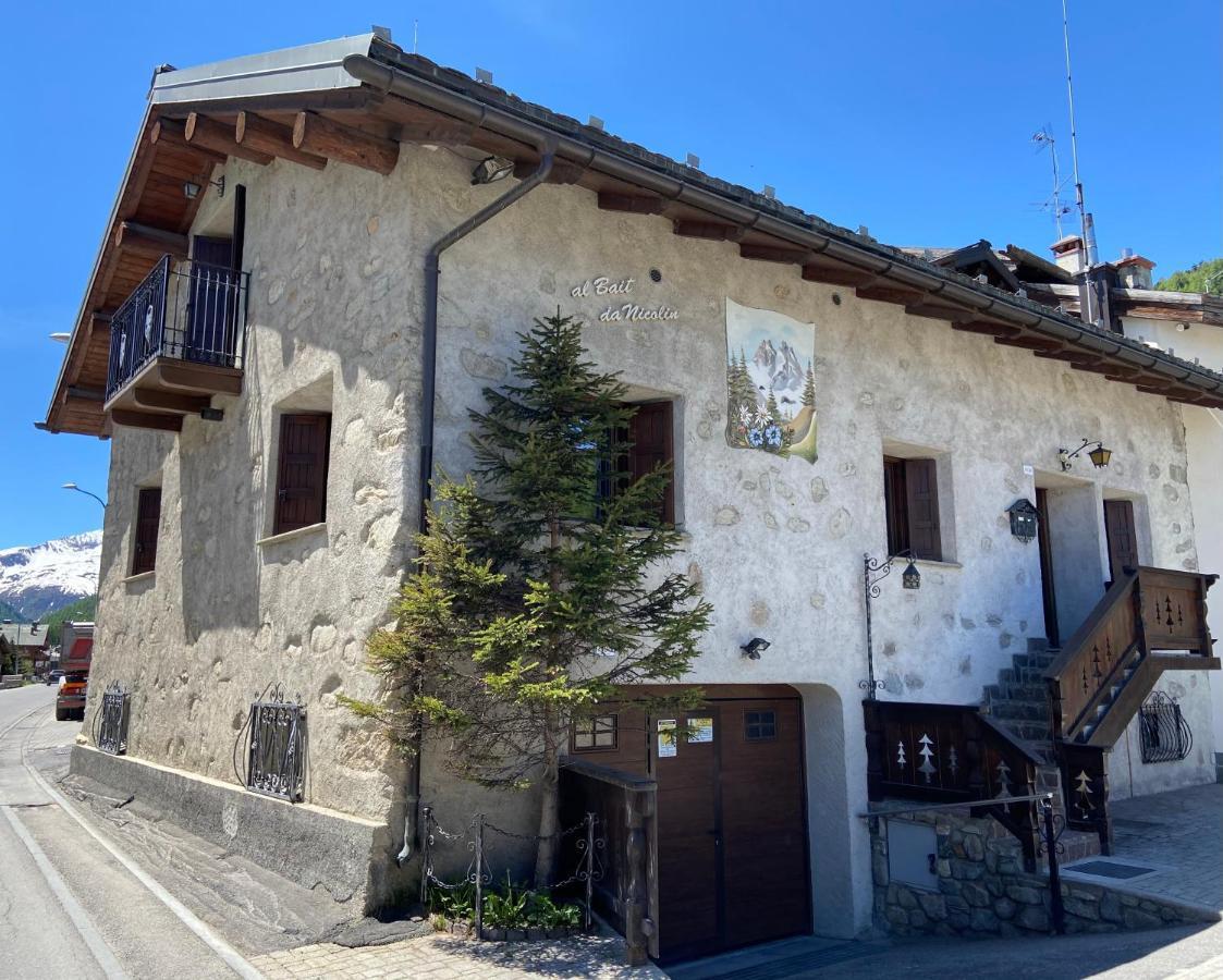 Chalet Nicolin Livigno Exteriör bild