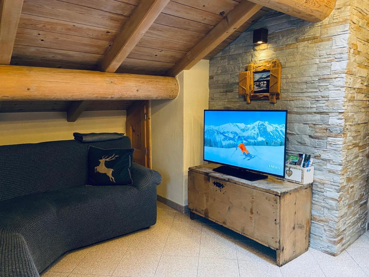 Chalet Nicolin Livigno Exteriör bild